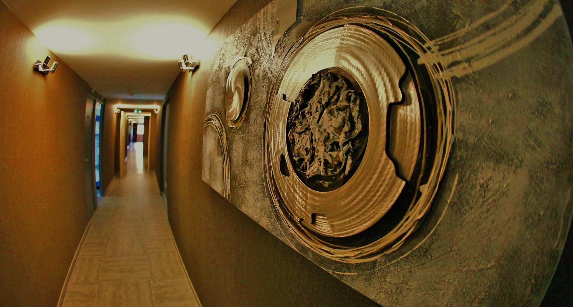 Hotel Le Coudon La Farlede Bagian luar foto
